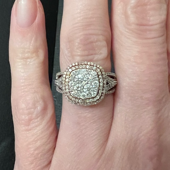 1 CT. T.W. Diamond Cluster Frame Ring in 10K
Two-Tone Gold - Picture 3 of 5